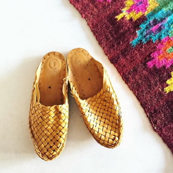 FREE PEOPLE // Woven Leather Slides - Picture 3 of 4